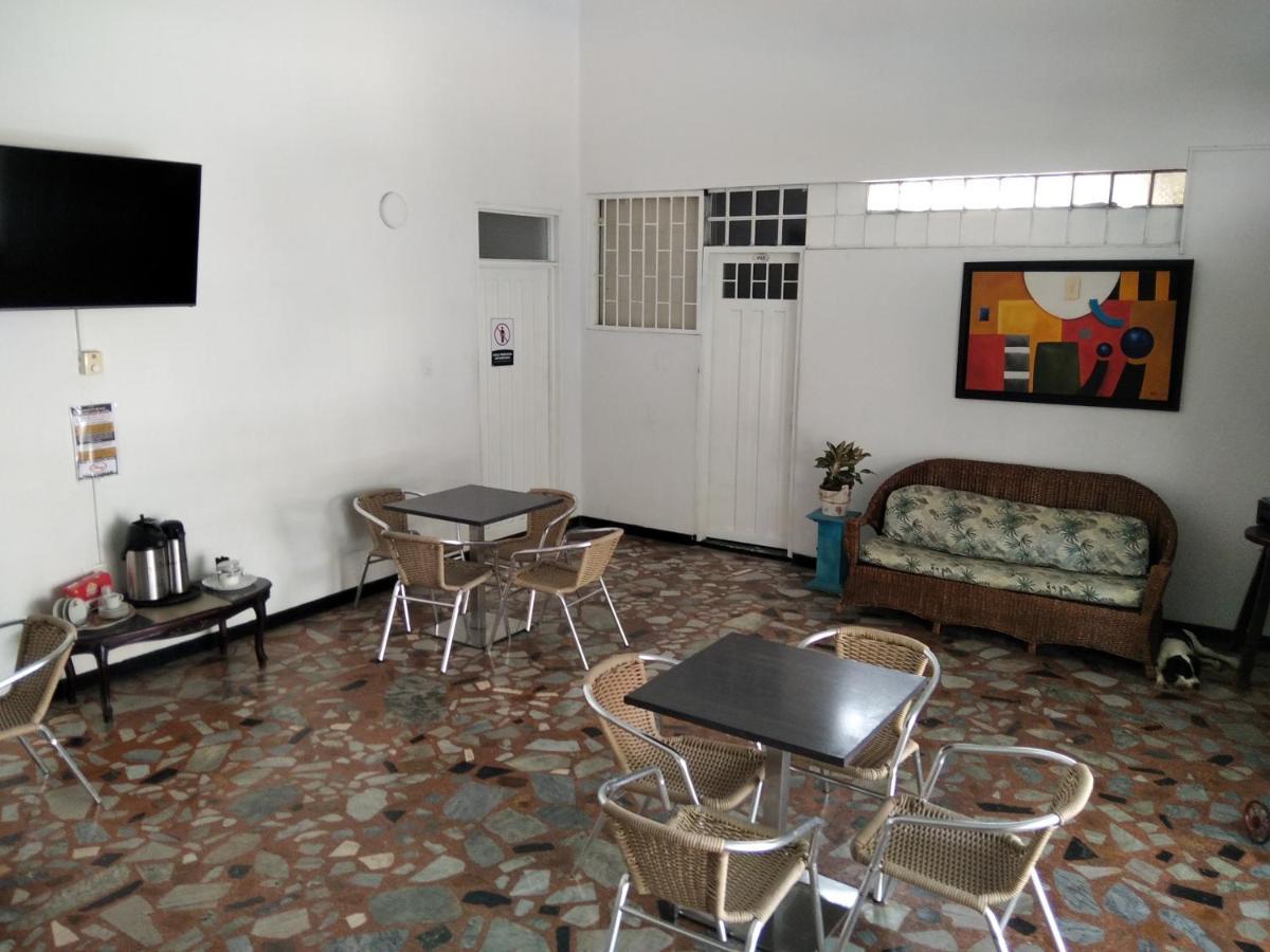 Hotel Maceo Melgar Εξωτερικό φωτογραφία