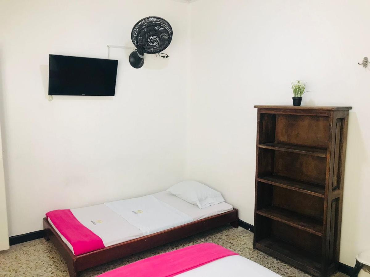 Hotel Maceo Melgar Εξωτερικό φωτογραφία