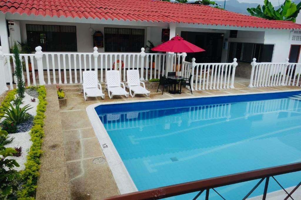Hotel Maceo Melgar Εξωτερικό φωτογραφία