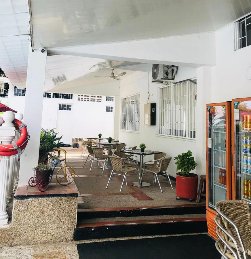 Hotel Maceo Melgar Εξωτερικό φωτογραφία
