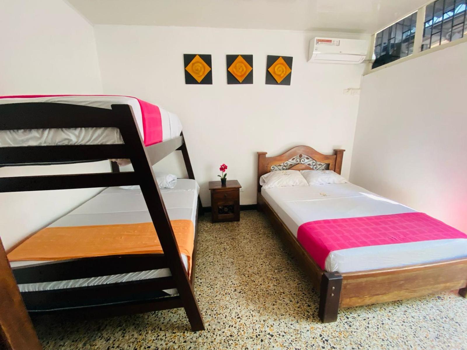 Hotel Maceo Melgar Εξωτερικό φωτογραφία