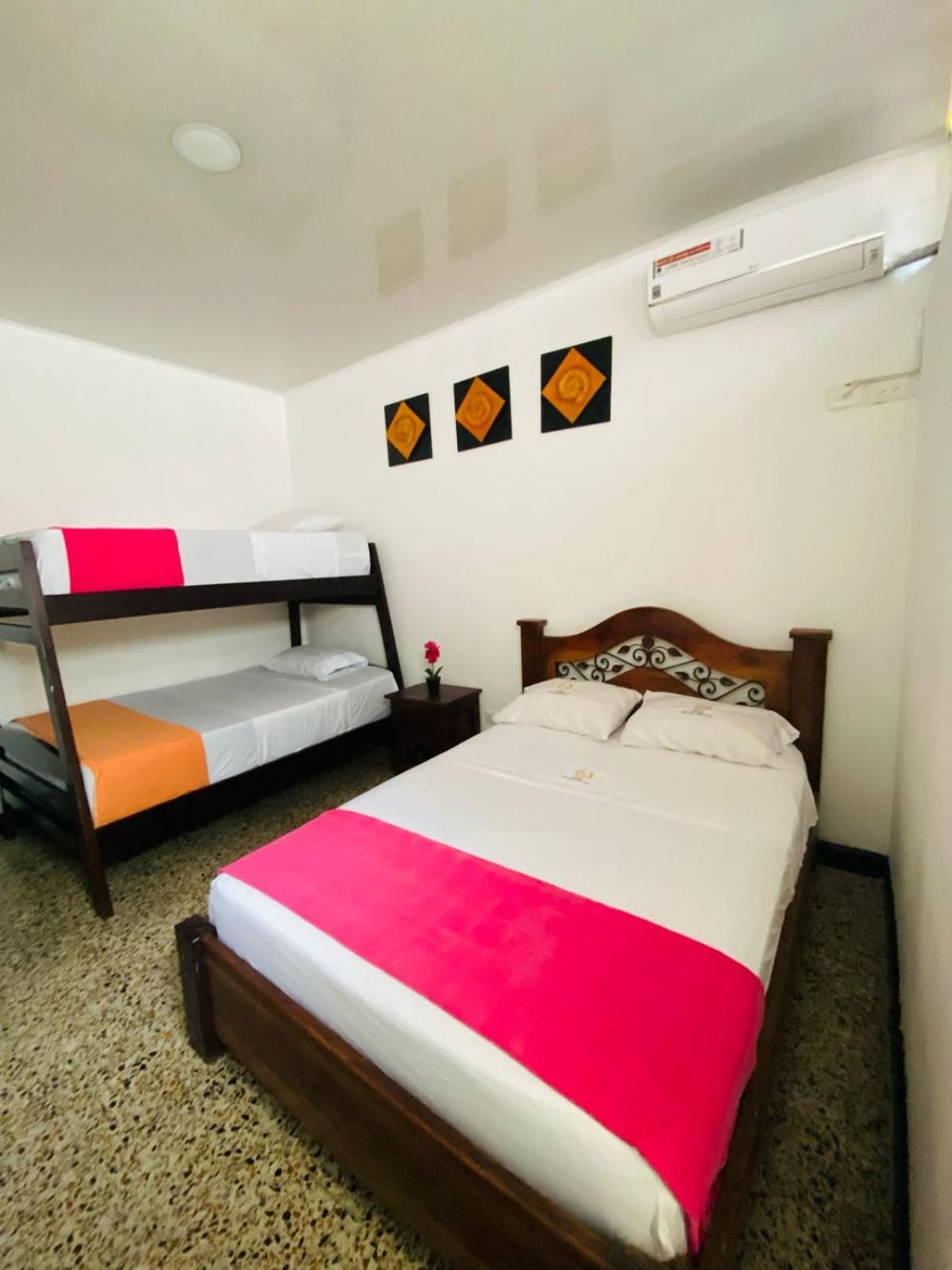 Hotel Maceo Melgar Εξωτερικό φωτογραφία